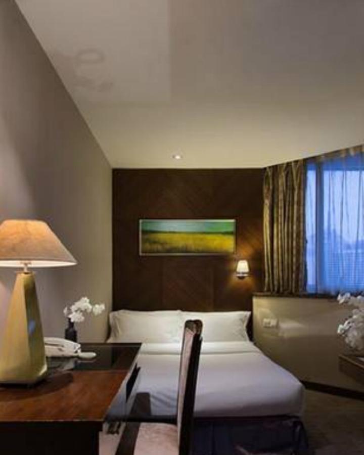 Wanxing Hotel Chao Yang Square Branch 南宁 外观 照片